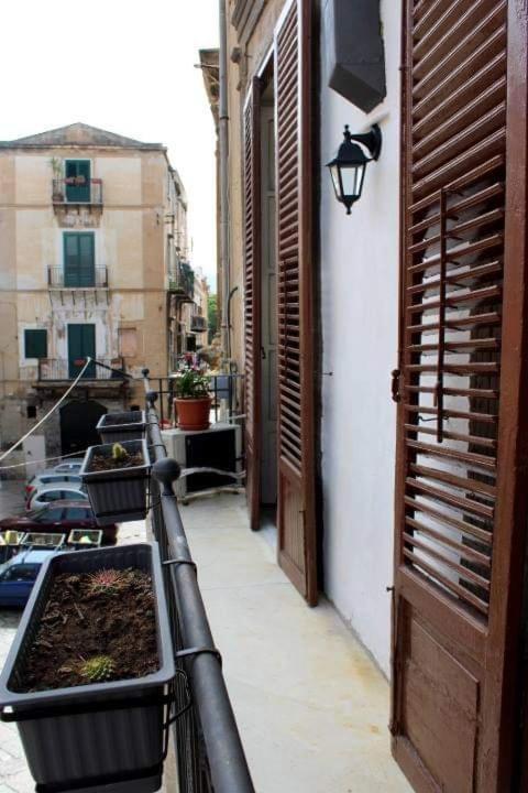 Casa Dei Sogni Apartment Palermo Exterior foto